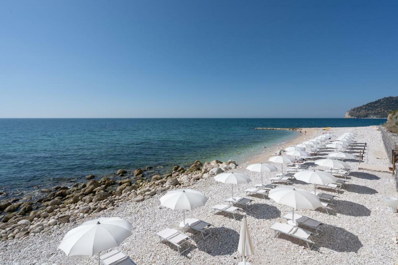 La Casa E Il Mare, Private Bay Hotel Mattinata Buitenkant foto